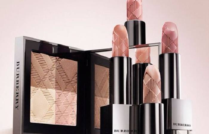 burberry runway products